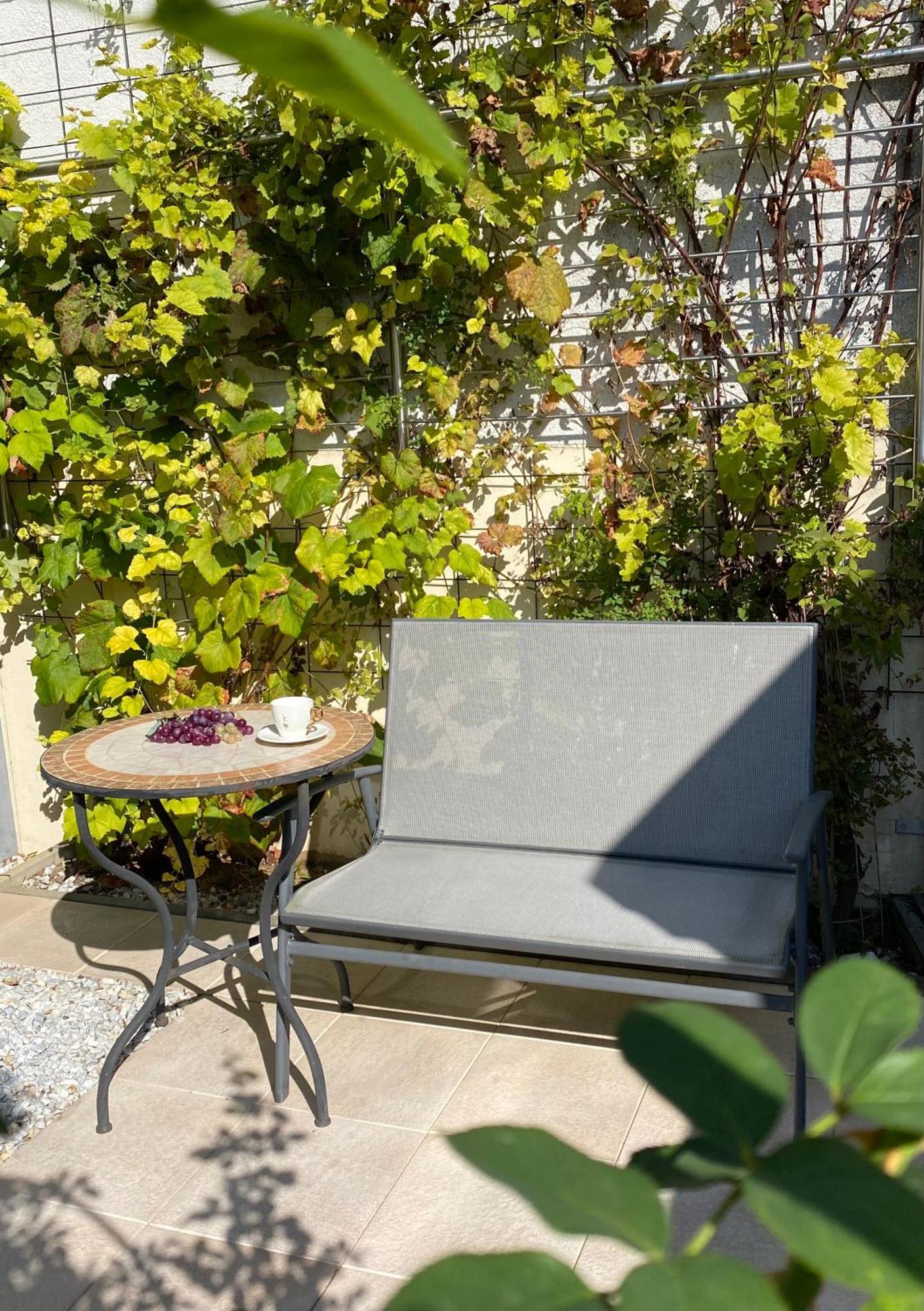Ferienwohnung An Den Weinbergen Essenheim Экстерьер фото